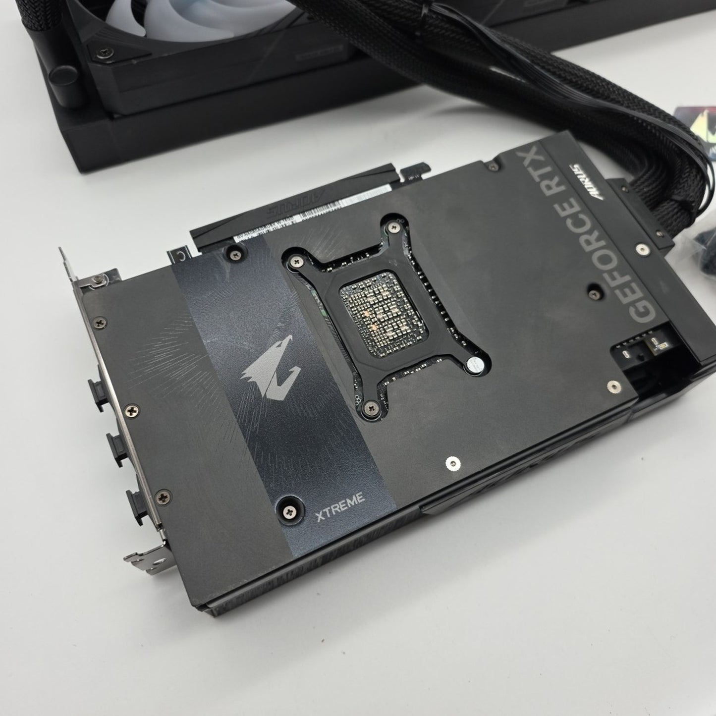 Gigabyte GeForce RTX 5080 Aorus Xtreme Waterforce AIO Liquid Cooled 16GB GDDR7