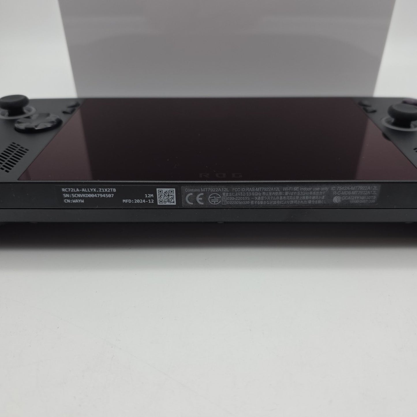 PARTS*READ* ROG Ally X 7" 120Hz FHD 1080p Gaming Handheld AMD Ryzen Z1 Extreme