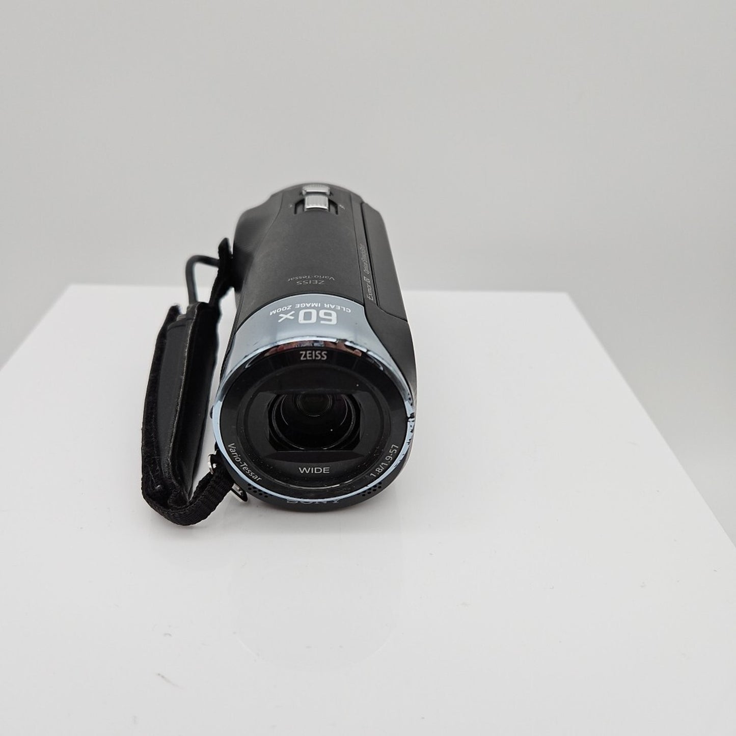 Sony HDR-CX405 Handycam HD 1080p Camcorder With Exmor R CMOS Sensor