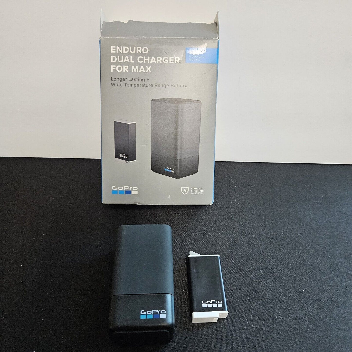 GoPro MAX Dual Battery Charger + Enduro Battery ACDBD-001