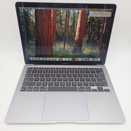 Apple MacBook Air M1 Chip 13" 2020 8GPU/CPU 512GB SSD MGN73LL/A L137
