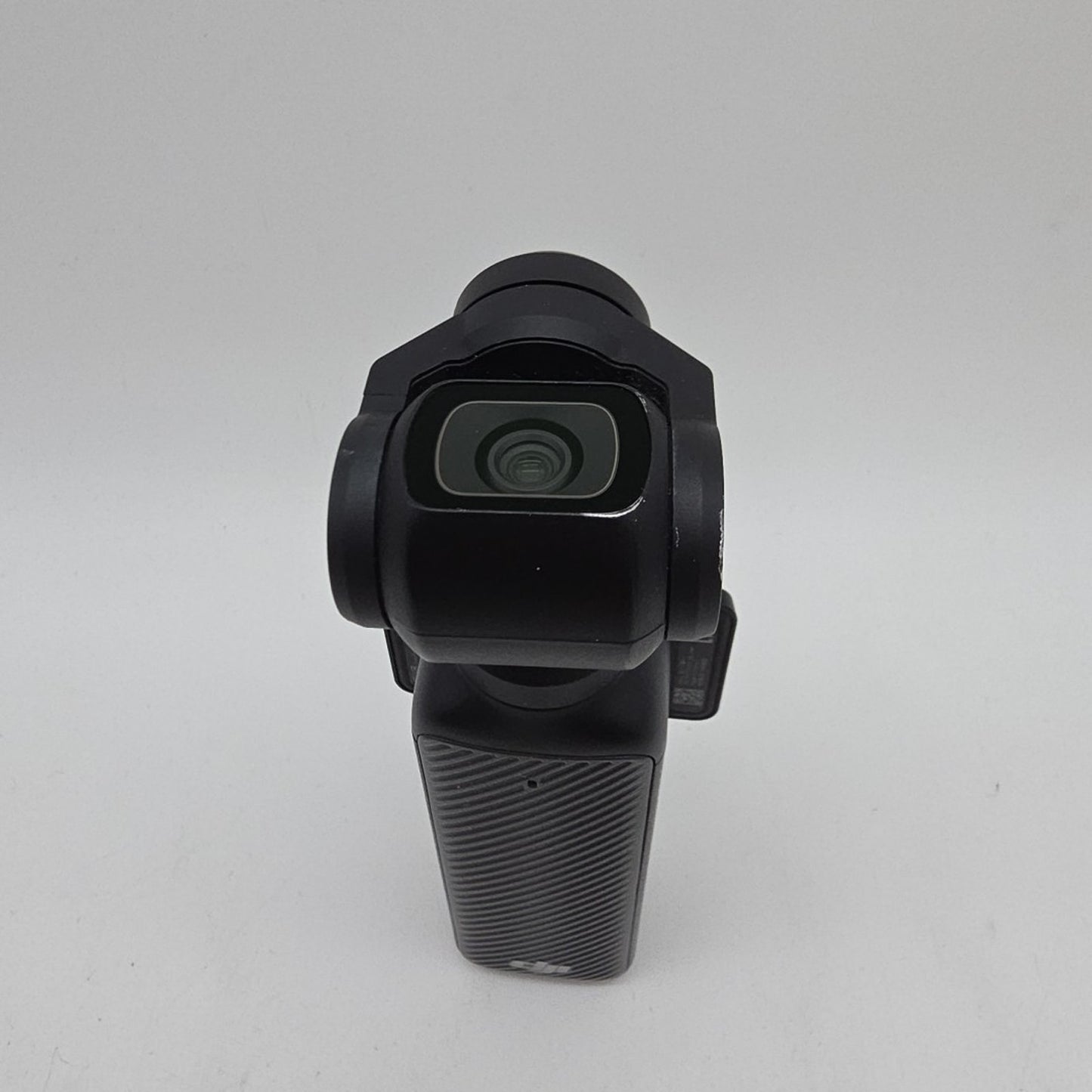 DJI Osmo Pocket 3 4K Handheld Camera with Rotatable Touchscreen SD READER
