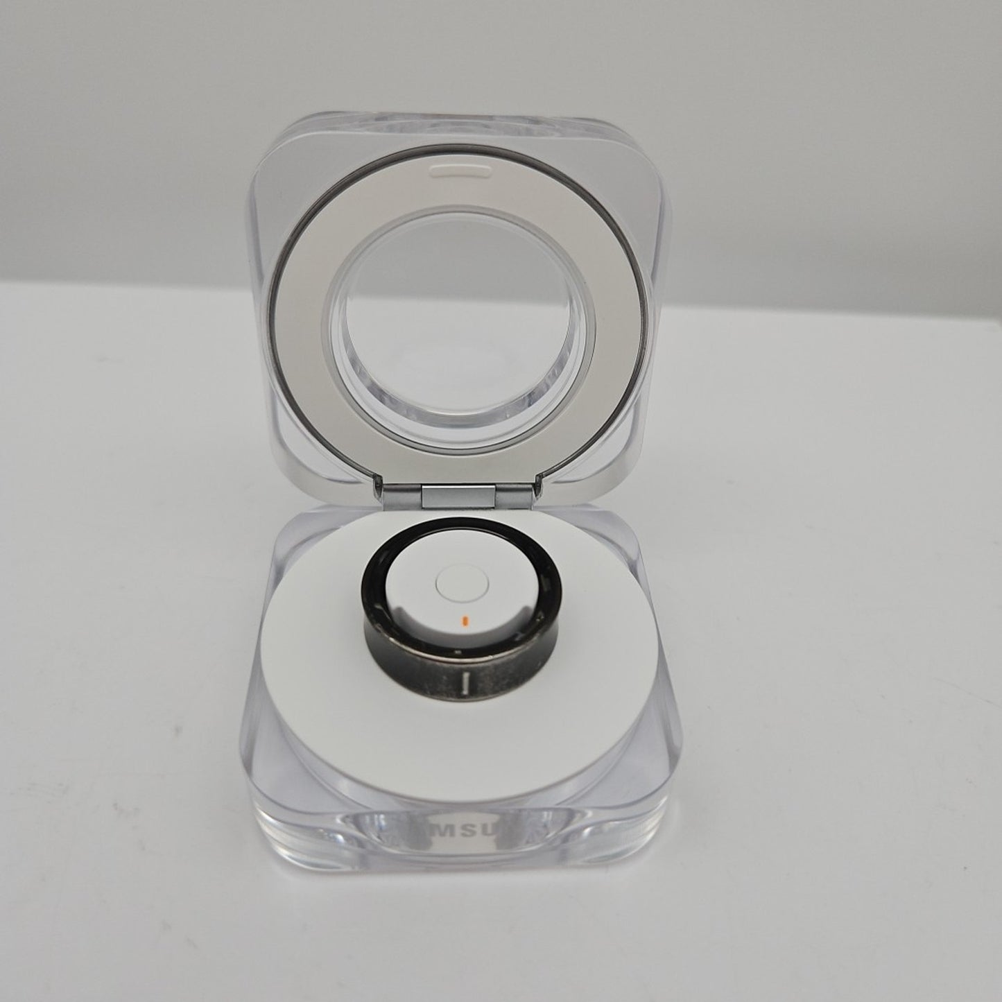 Samsung Galaxy Ring Titanium Black SM-Q508 Smart Ring Bluetooth Size 8 SCRATCHED