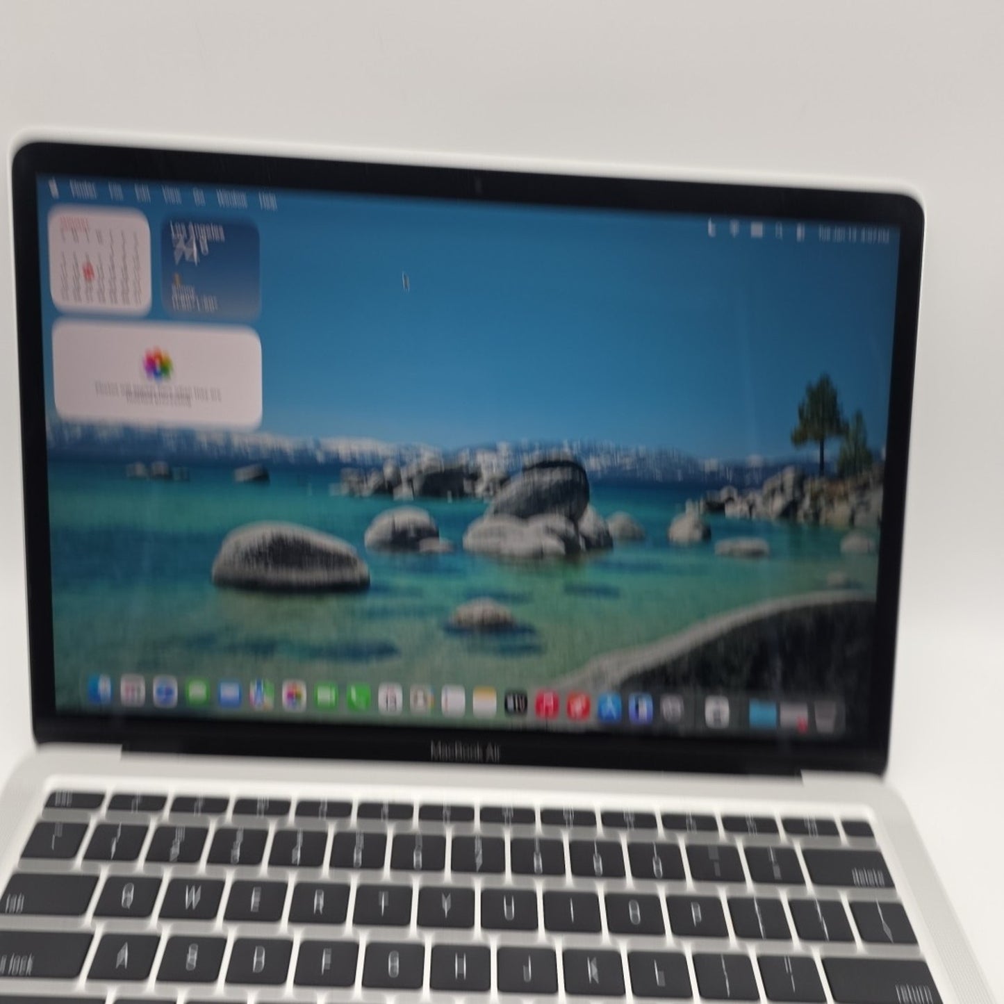 Apple MacBook Air M1 13” (2020) A2337 8GB RAM 256GB SSD Silver L197