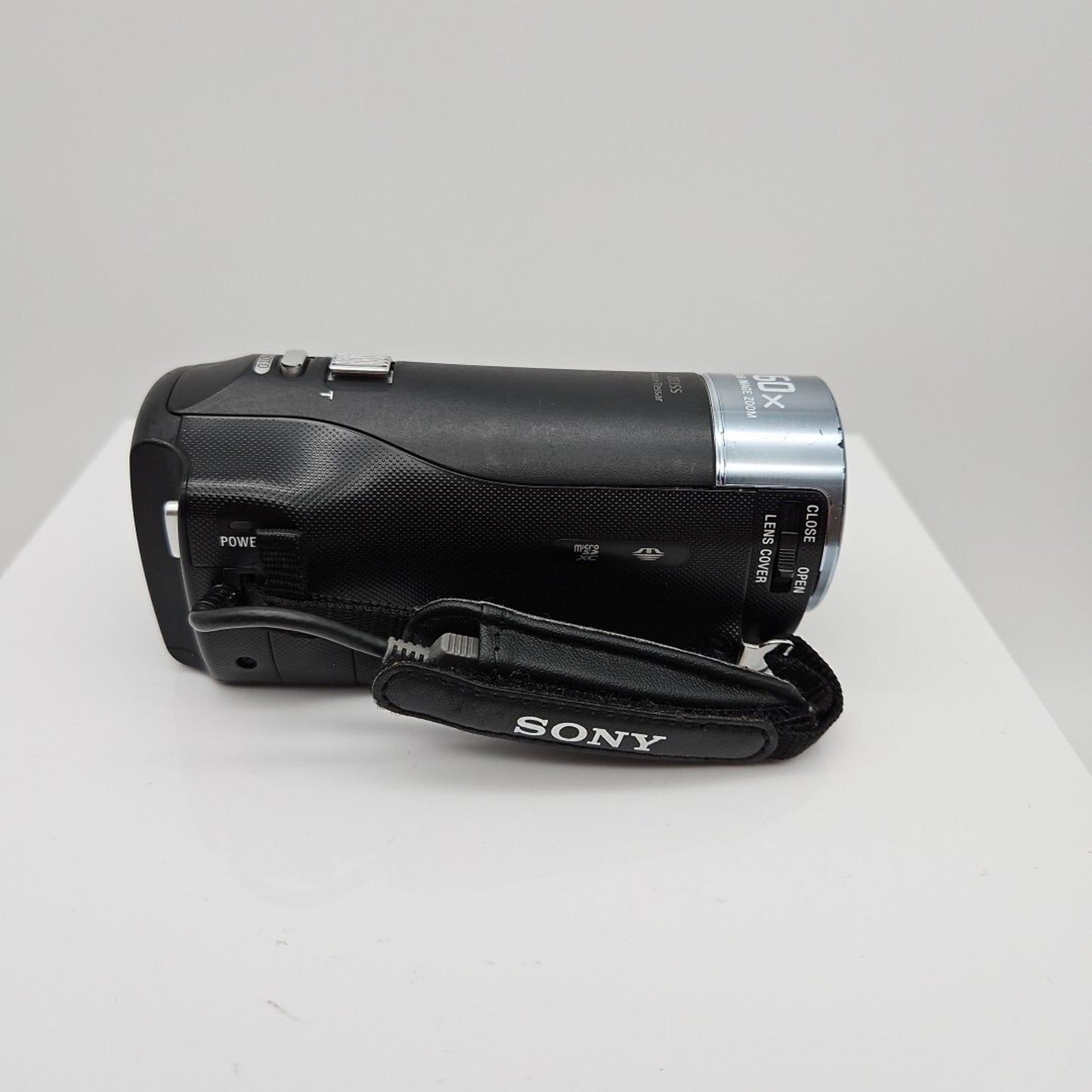 Sony HDR-CX405 Handycam HD 1080p Camcorder With Exmor R CMOS Sensor