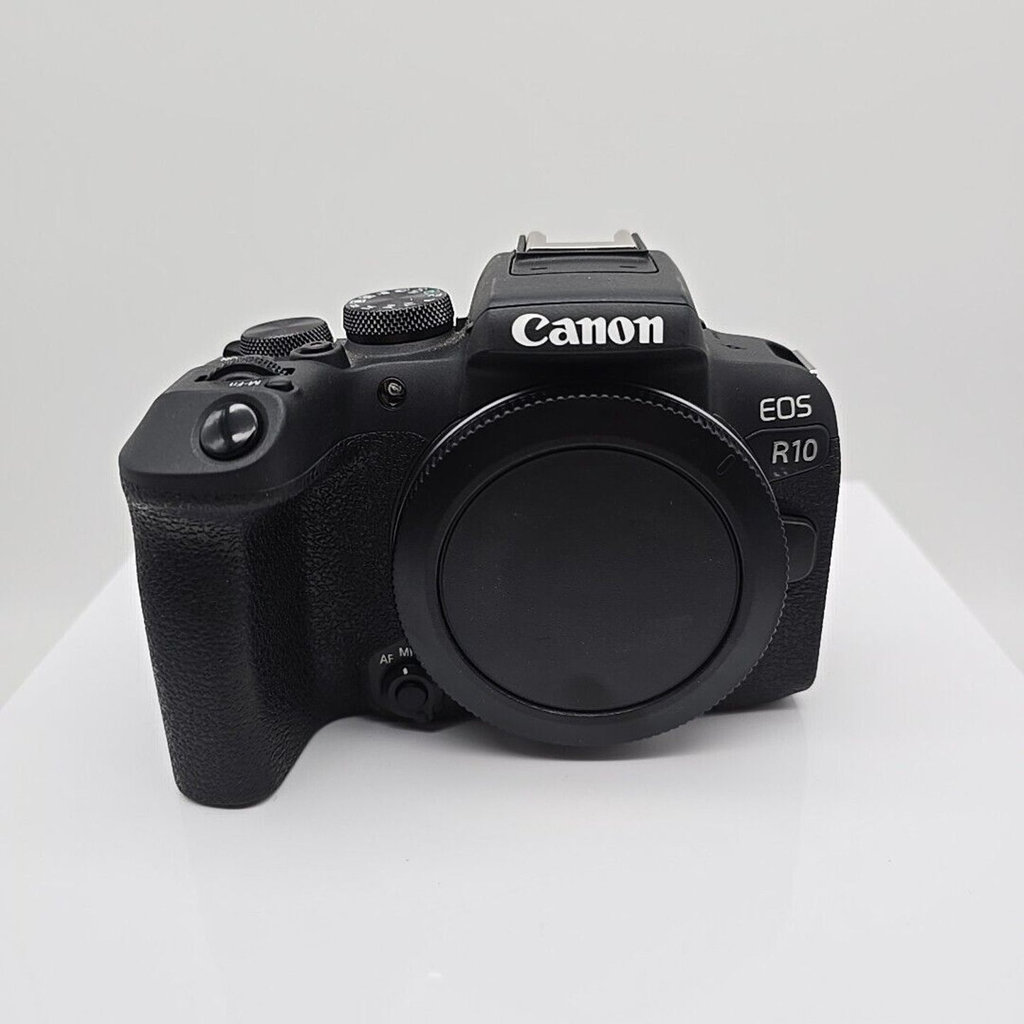 **For Parts/Repair** Canon EOS R10 4K 24.2MP Mirrorless Camera Body-BLACK