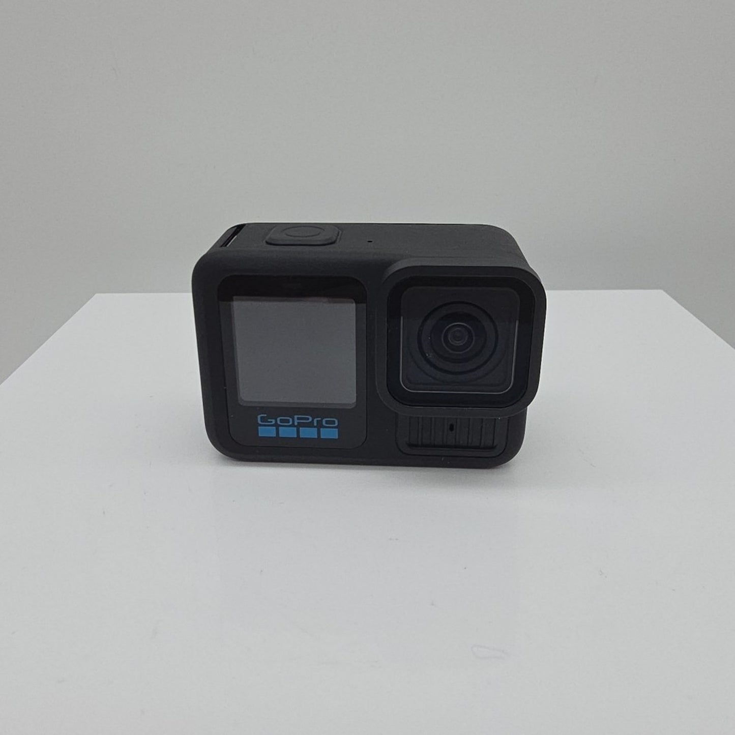 GoPro HERO13 Black 5.3K Action Camera DEFECT Static Screen
