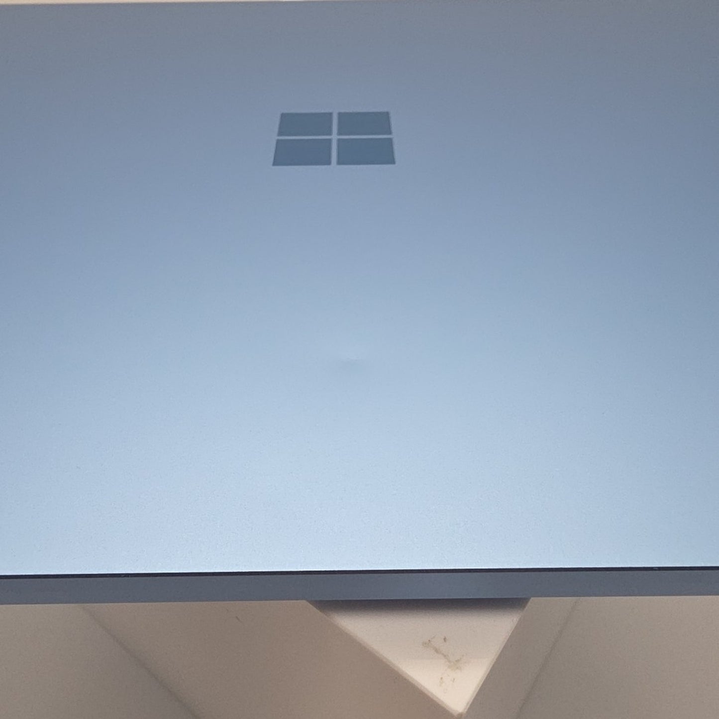 Microsoft Surface Laptop Copilot+ PC 13" Snapdragon X Plus 16GB RAM 512GB L87