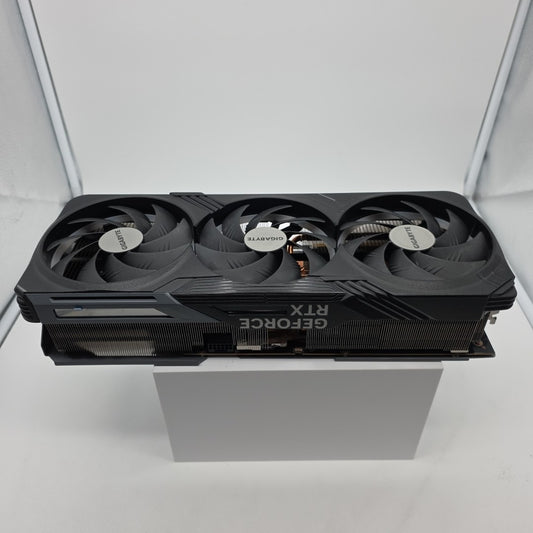 *FOR PARTS Gigabyte RTX 5090 WINDFORCE No Core & VRAM (US Stock)