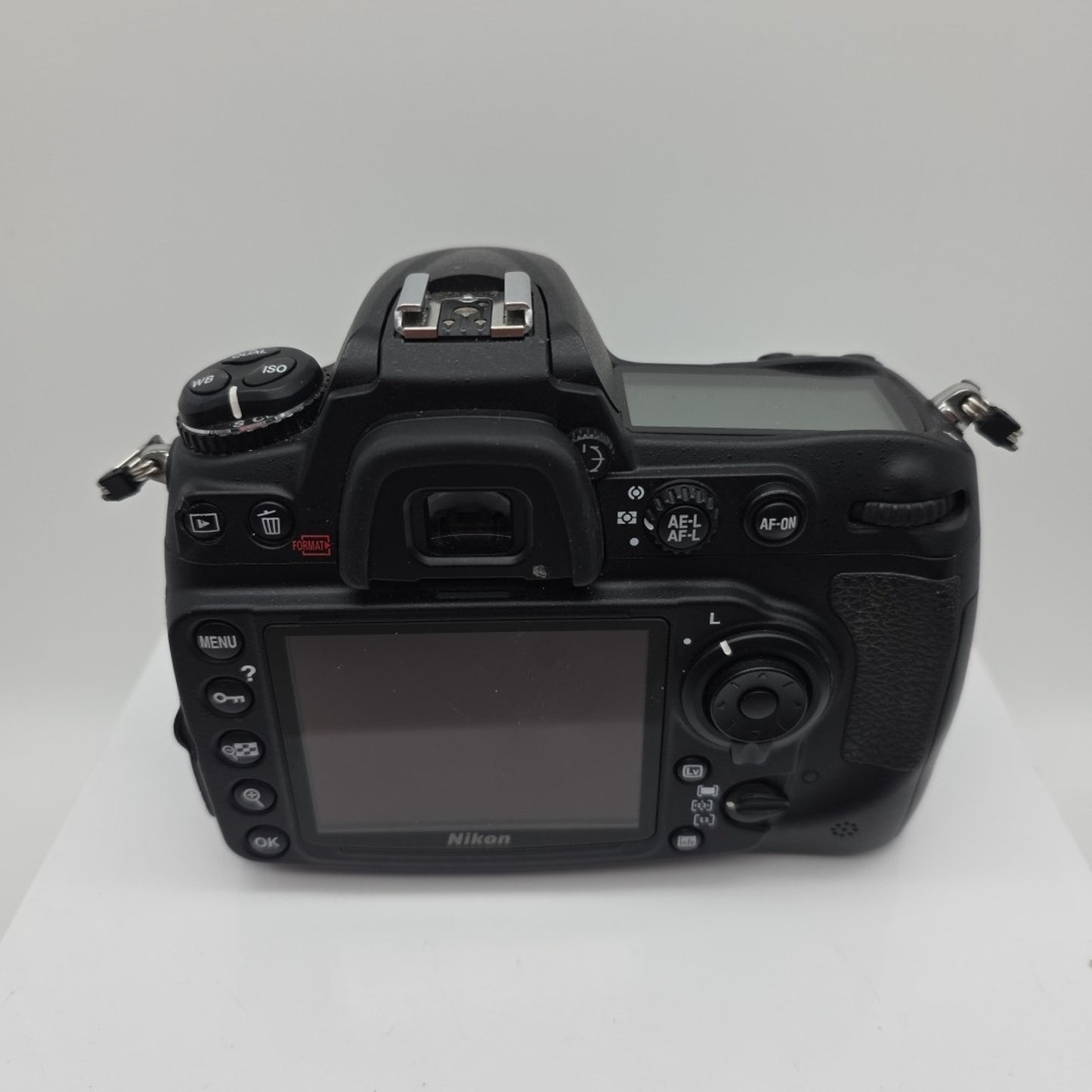 Nikon D300S 12.3MP - DSLR with Nikon 18-55mm VR Lens