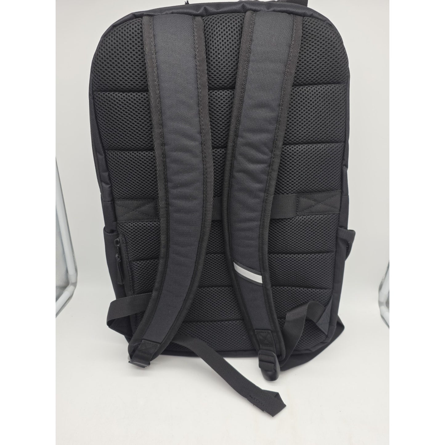 HP Renew Business 17.3-inch Laptop Backpack