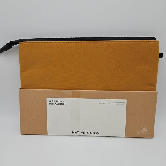 Native Union - Stow Lite Sleeve for 14" Macbook/Laptop - Tan