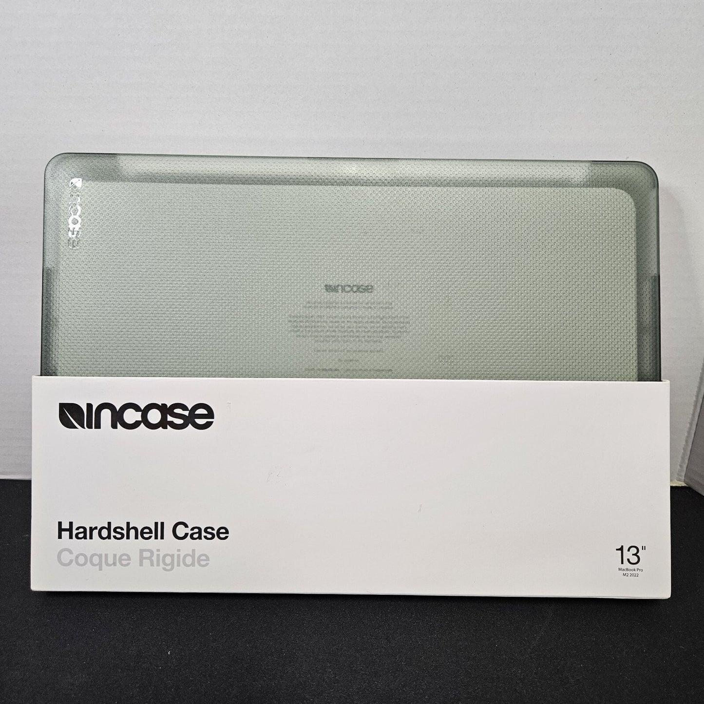 Incase - Hardshell Dot Case for MacBook Pro M2 13.6" 2022 - Alpine Green