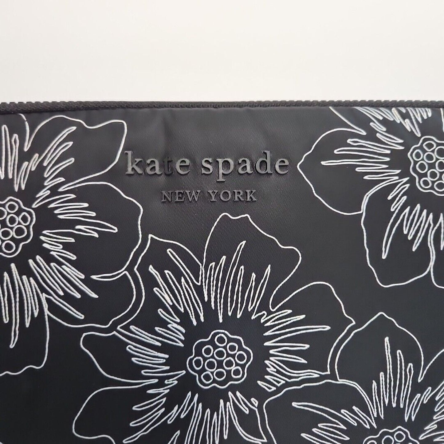 Kate Spade New York -Puffer Universal Laptop Sleeve for 13”/14” Hollyhock