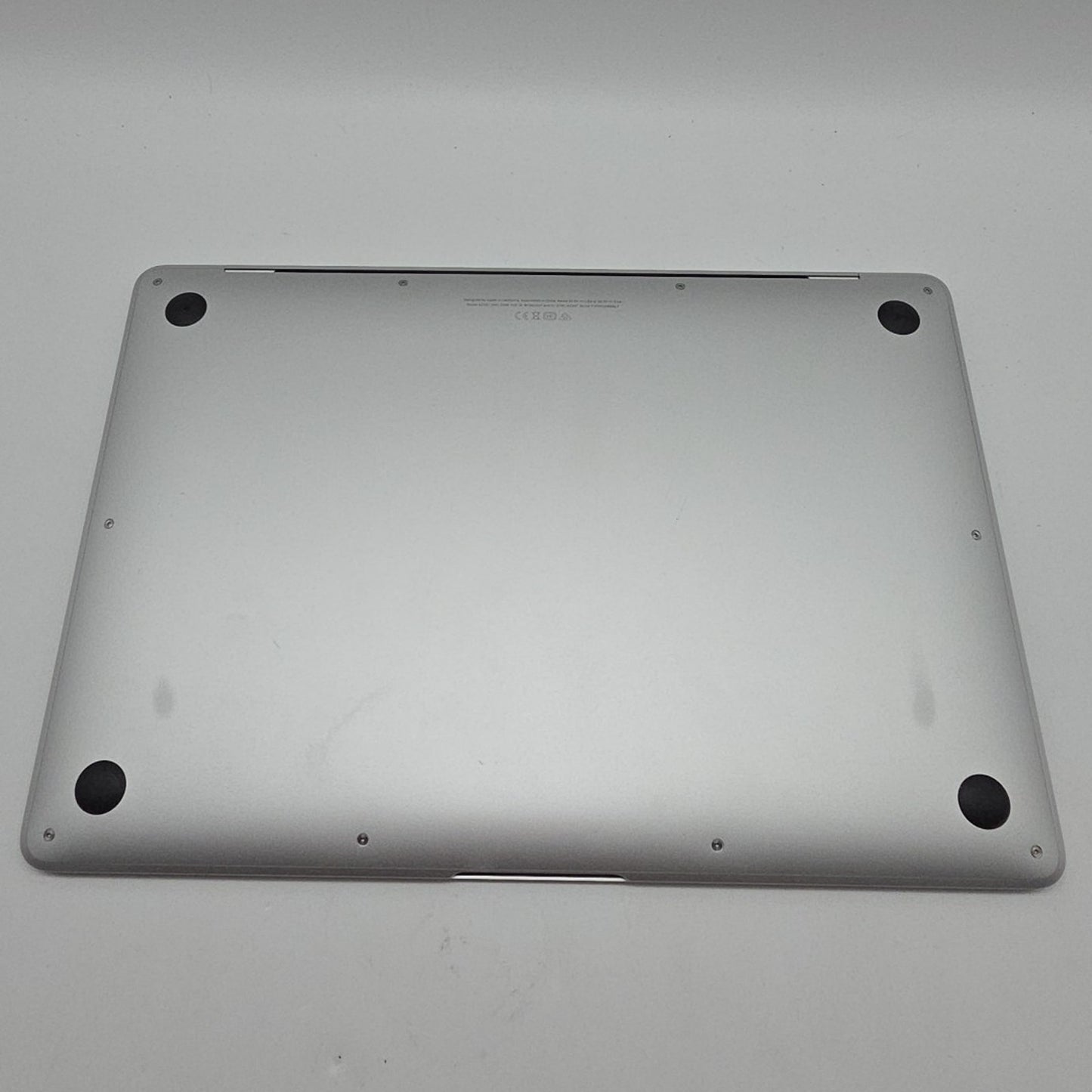 Apple MacBook Air M1 13” (2020) A2337 8GB RAM 256GB SSD Silver L197