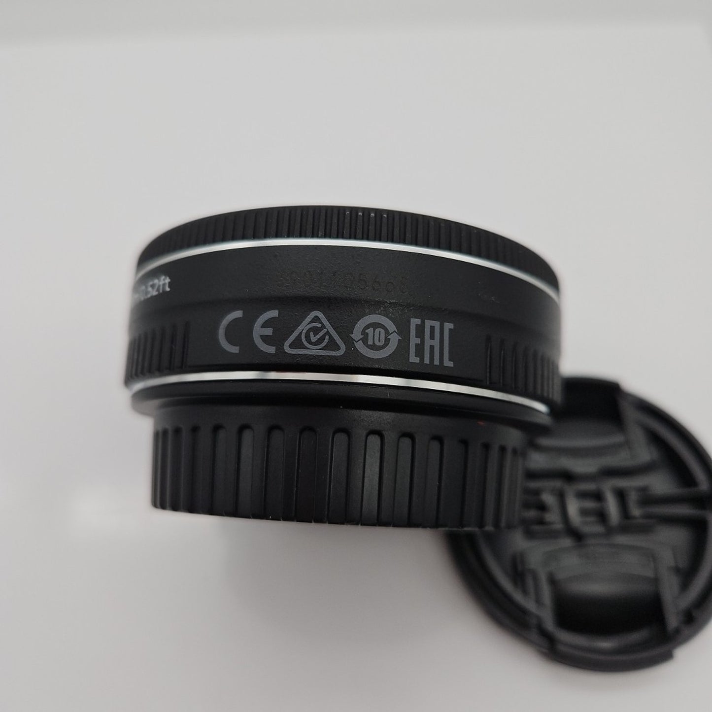 Canon EF-S 24mm f/2.8 STM Lens
