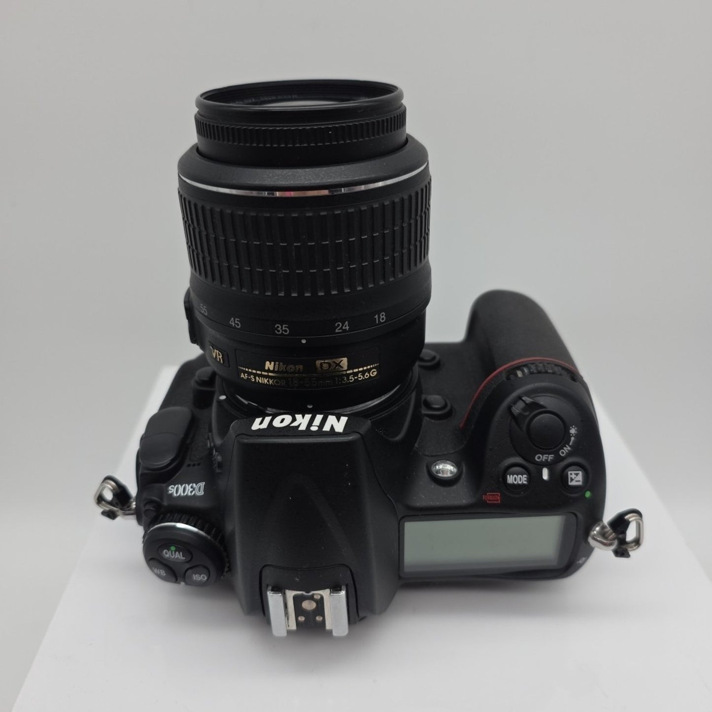 Nikon D300S 12.3MP - DSLR with Nikon 18-55mm VR Lens