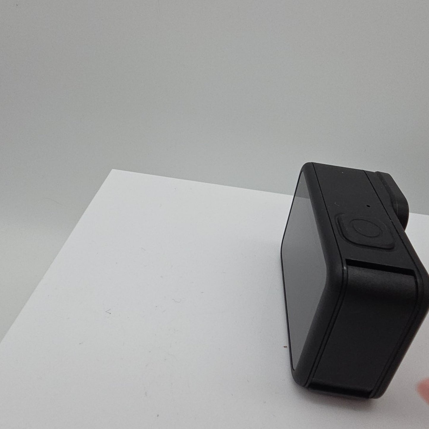 GoPro HERO13 Black 5.3K Action Camera DEFECT Crack Screen B