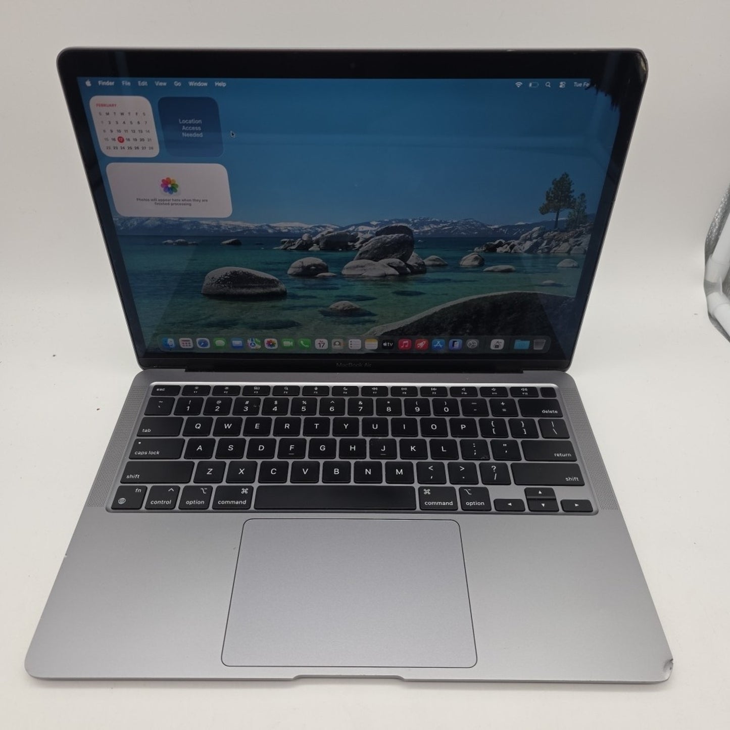 Apple MacBook Air 13” 2020 A2337 M1 Chip 8GB RAM 256GB SSD Space Gray L191