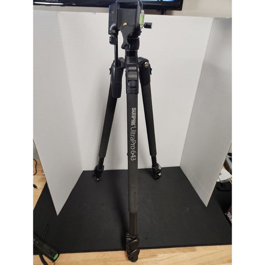 Sunpak ULTRA PRO 643 Carbon Fiber 64" Tripod Black