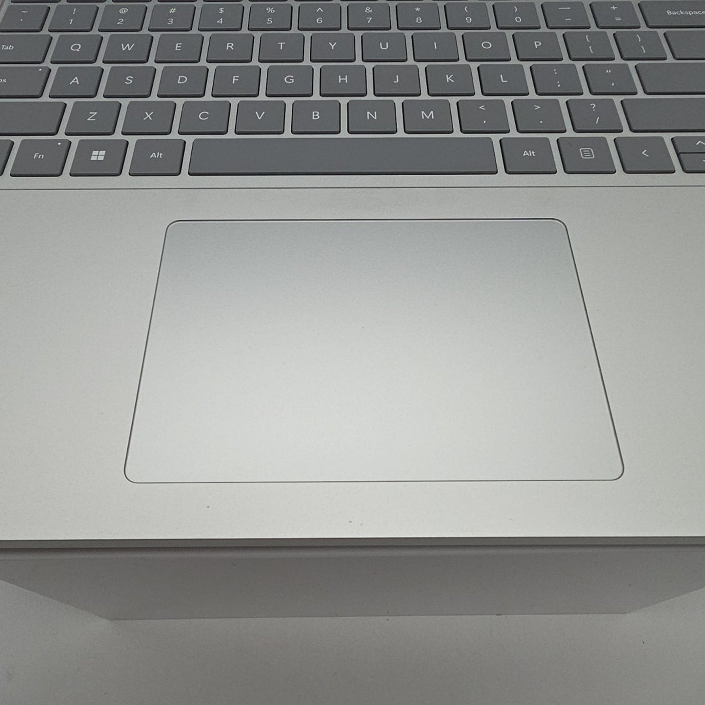 Microsoft - Surface Laptop Studio 2 - 14.4"- Intel Core i7 - 16GB - Rtx4050 L79