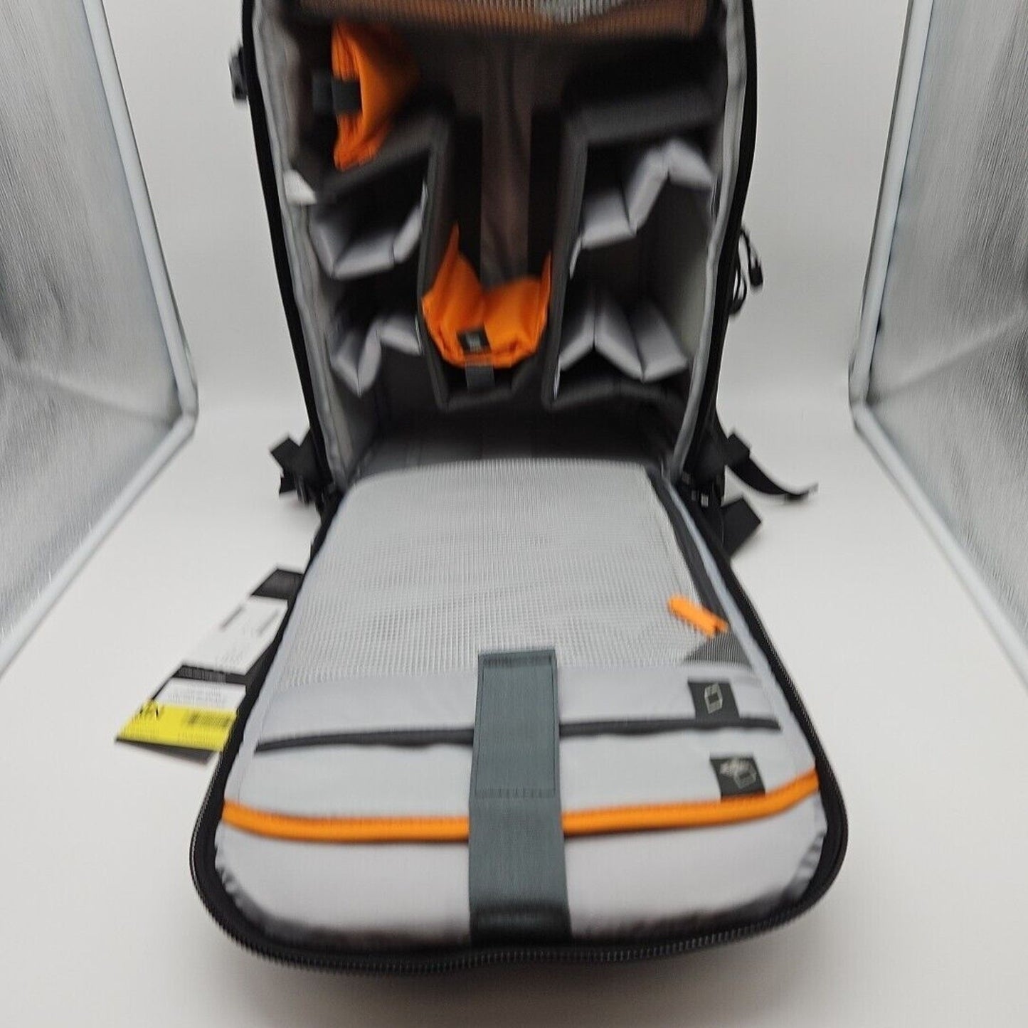 Lowepro - Flipside BP 300 AW III Backpack - Charcoal
