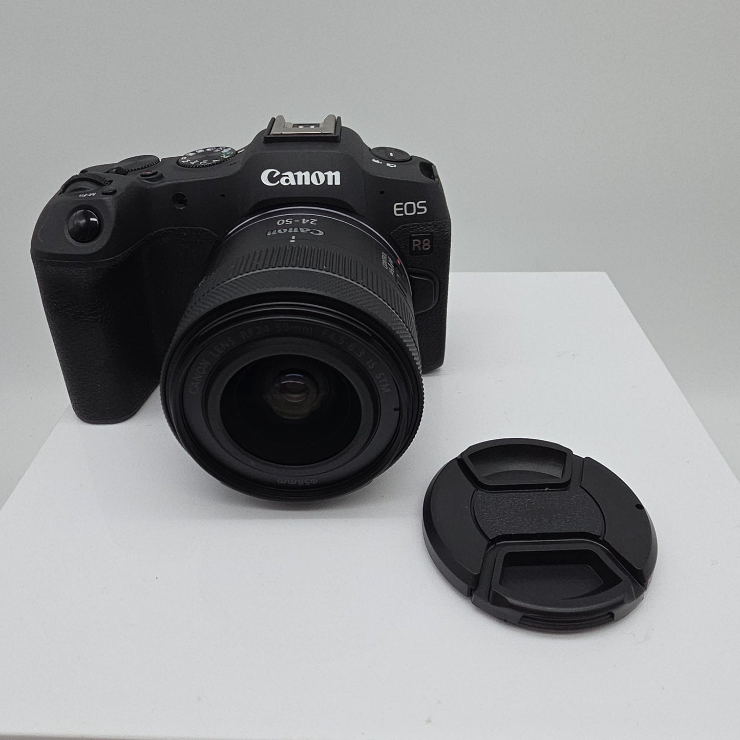 Canon EOS R8 Mirrorless Camera with RF 24-50mm f/4.5-6.3 IS STM SN 5992