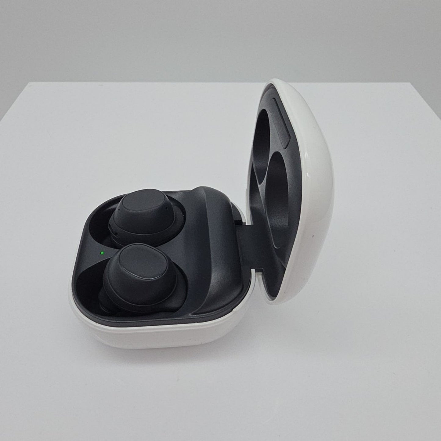 Samsung Galaxy Buds FE SM-R400N Graphite