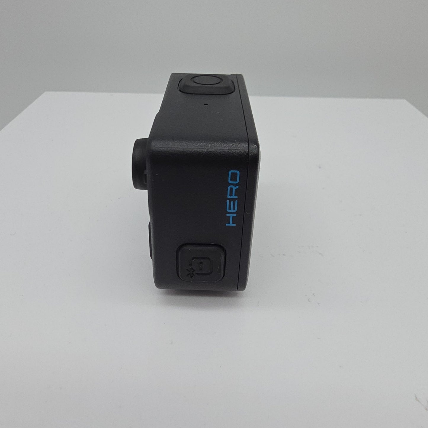 GoPro HERO 2024 AMFR1 4K Action Camera DEFECT- MISSING LENS COVER DOOR