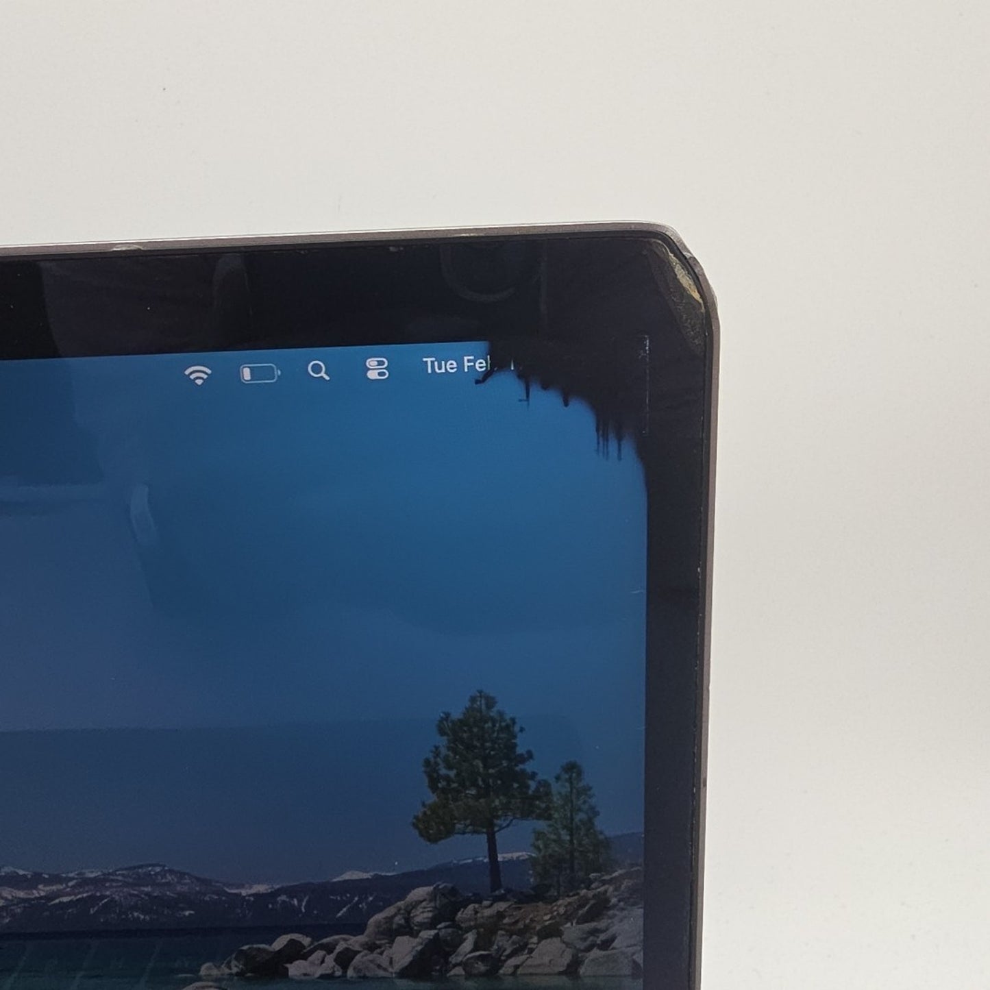 Apple MacBook Air 13” 2020 A2337 M1 Chip 8GB RAM 256GB SSD Space Gray L191