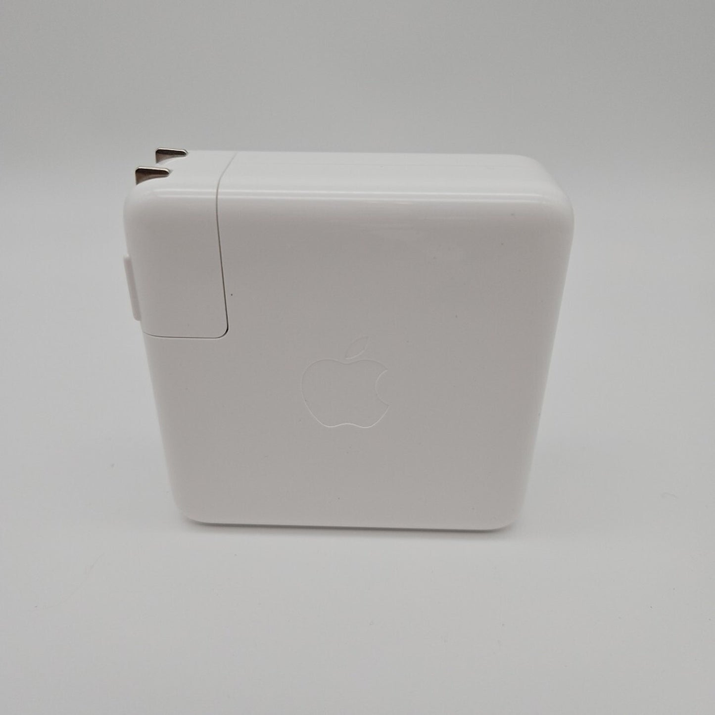 Apple 96W USB C Power Adapter A2166