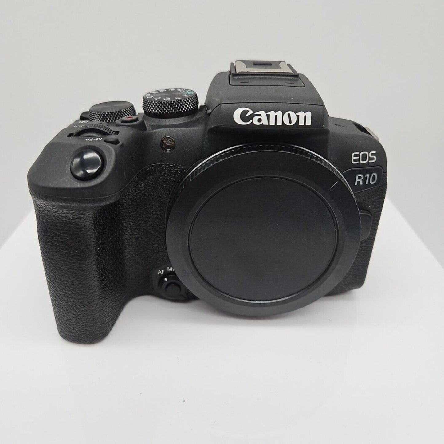 Canon EOS R10 Mirrorless Camera- Body Only 0257