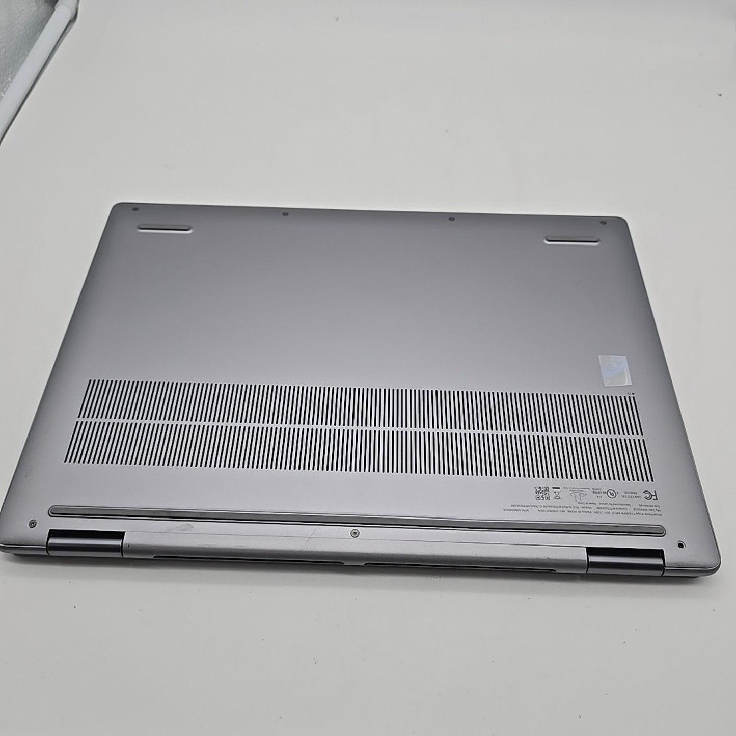 Lenovo Yoga 7 16Arp8 16" Touch Laptop AMD Ryzen 5 7535U 8GB RAM 512GB SSD L19