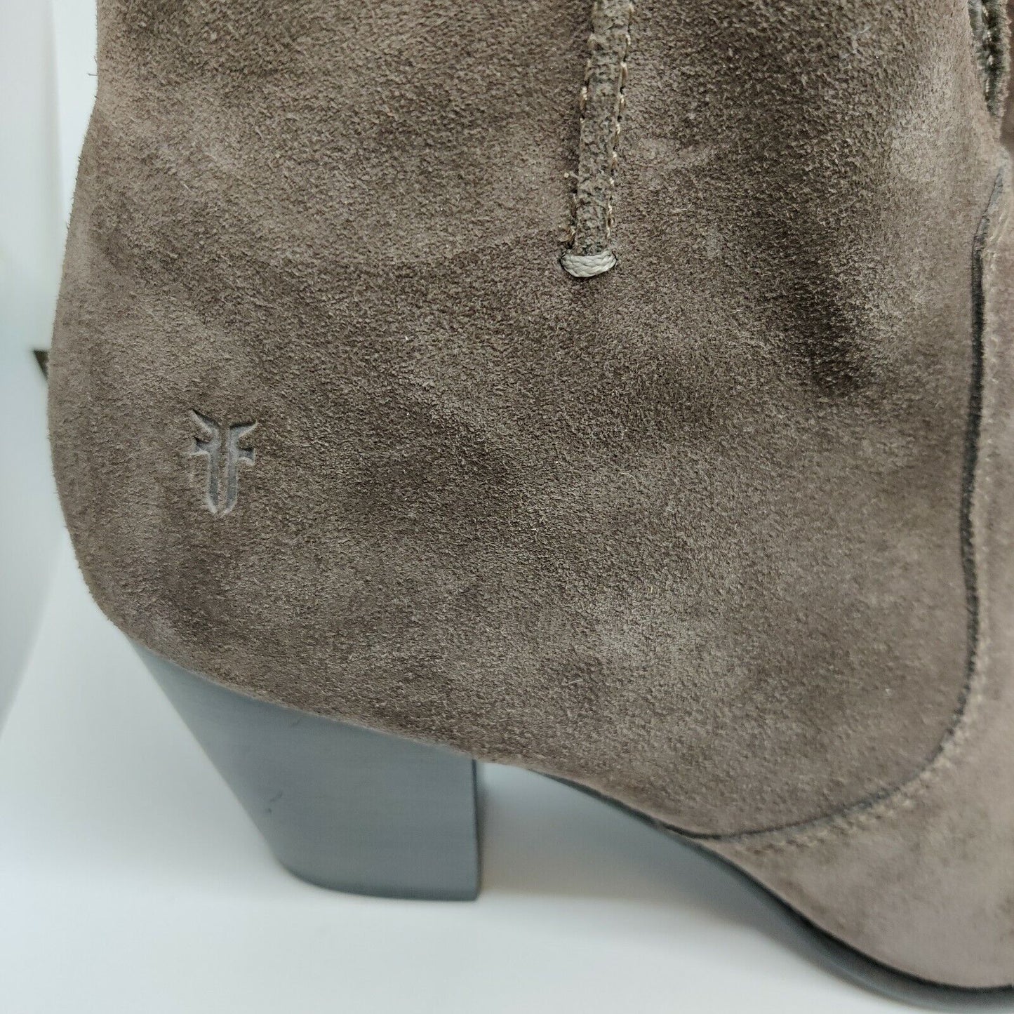 Frye Ankle Boot Bootie Size 7.5 Gray Tan Suede Leather Pointed Toe Heeled