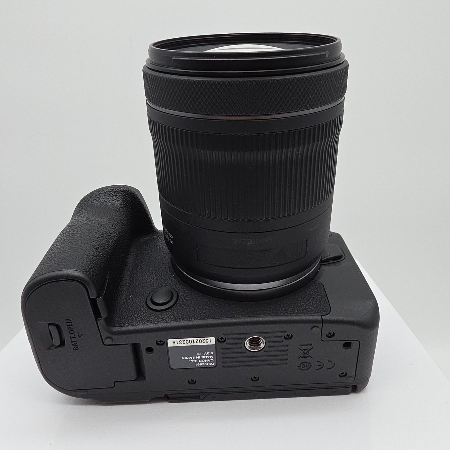 Canon EOS R6 Mark II Mirrorless Digital Camera & RF 24-105mm f/4-7.1 IS STM 2319