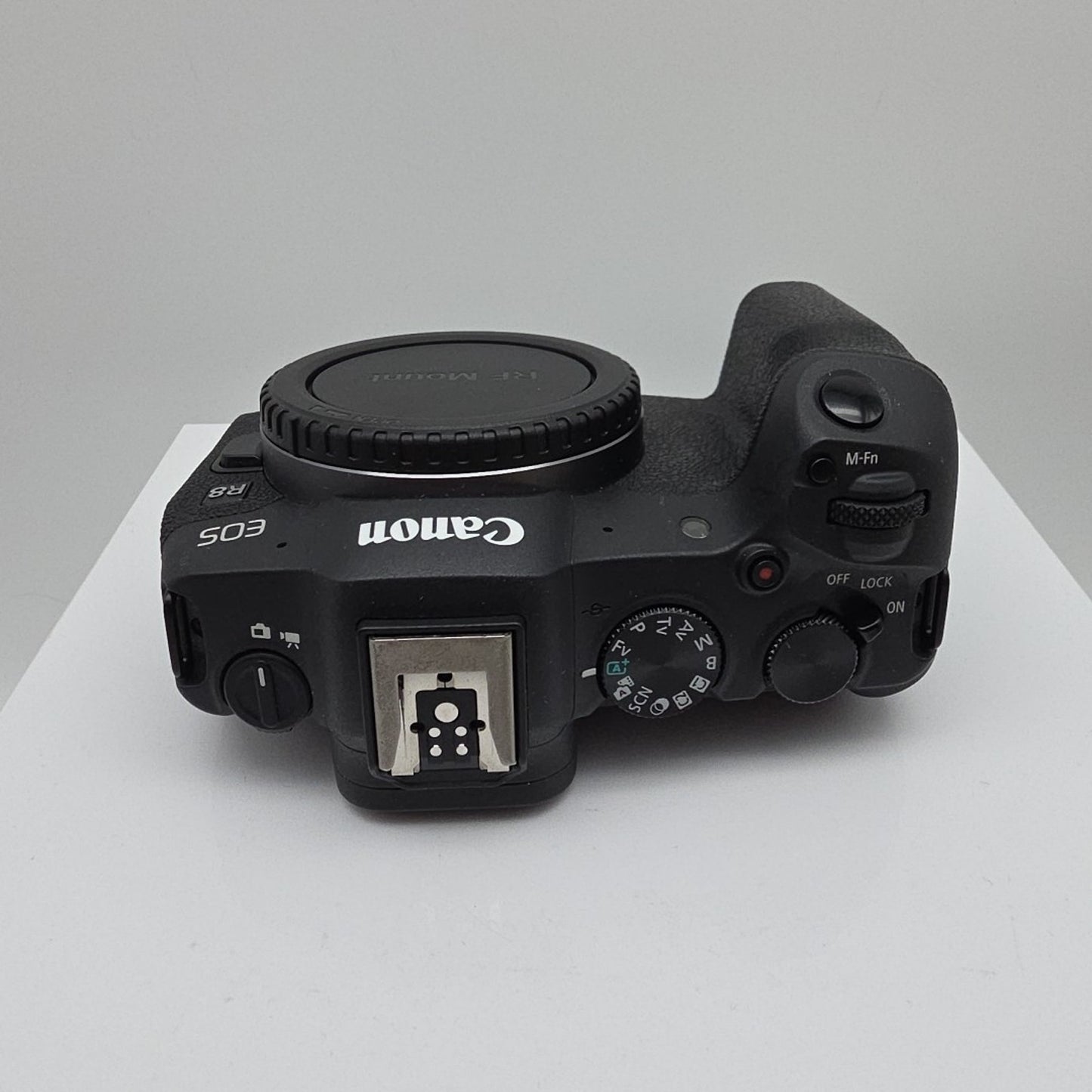 Canon EOS R8 24.2 MP Mirrorless Camera Kit DEFECT- ERROR 70 NO SCREEN