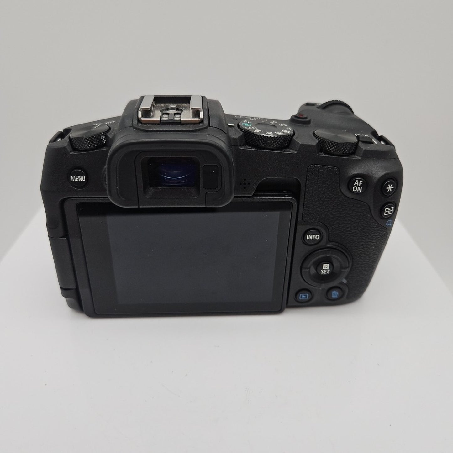 Canon EOS RP RF 24-105mm F4-7.1 Is STM Mirrorless Camera Kit SN 2042