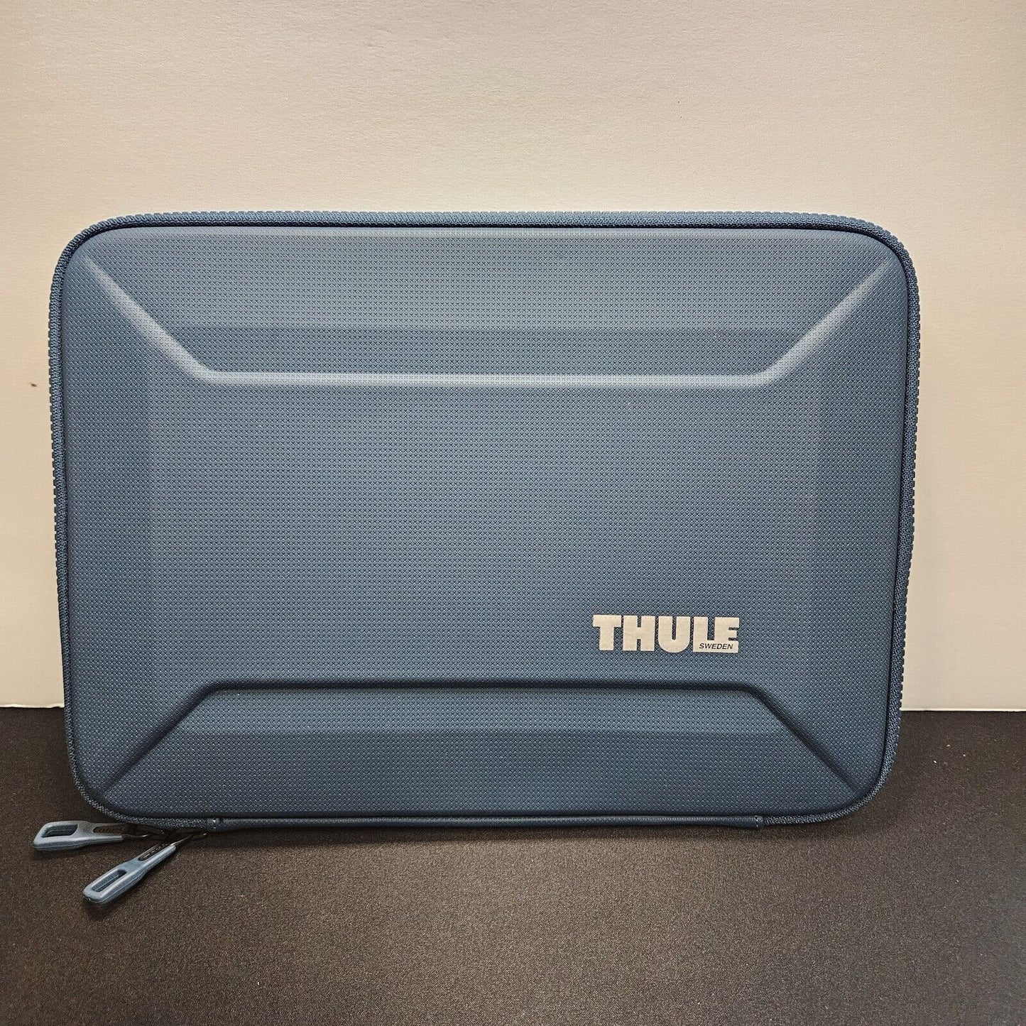 Thule - Gauntlet 4.0 Laptop Sleeve Laptop Case for 13” Blue