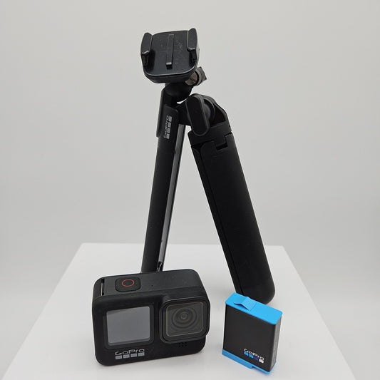GoPro HERO9 Black with Battery and 3-Way tripod