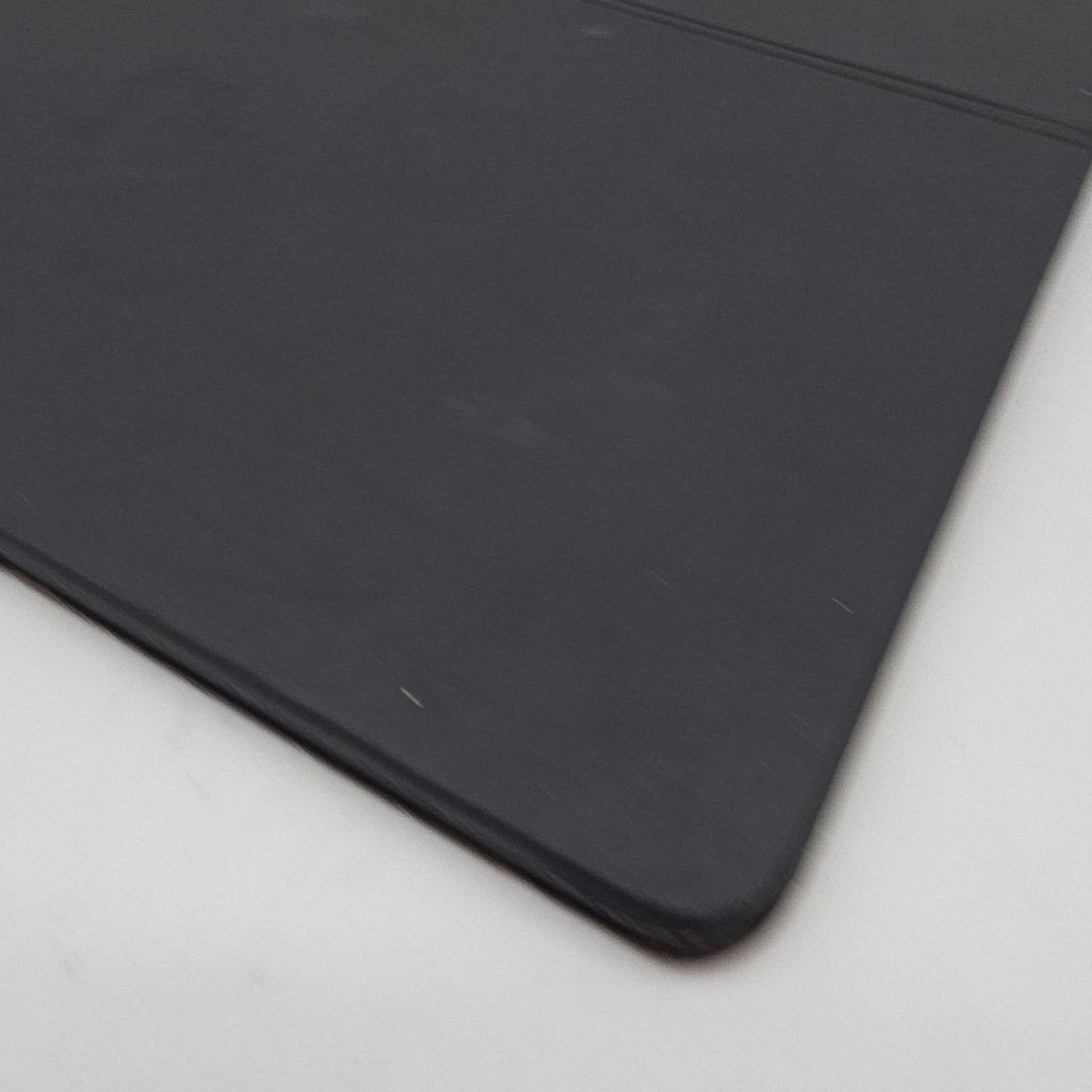 Apple Magic Keyboard Folio Case A2480 BLACK MJQK3LL/A WEAR