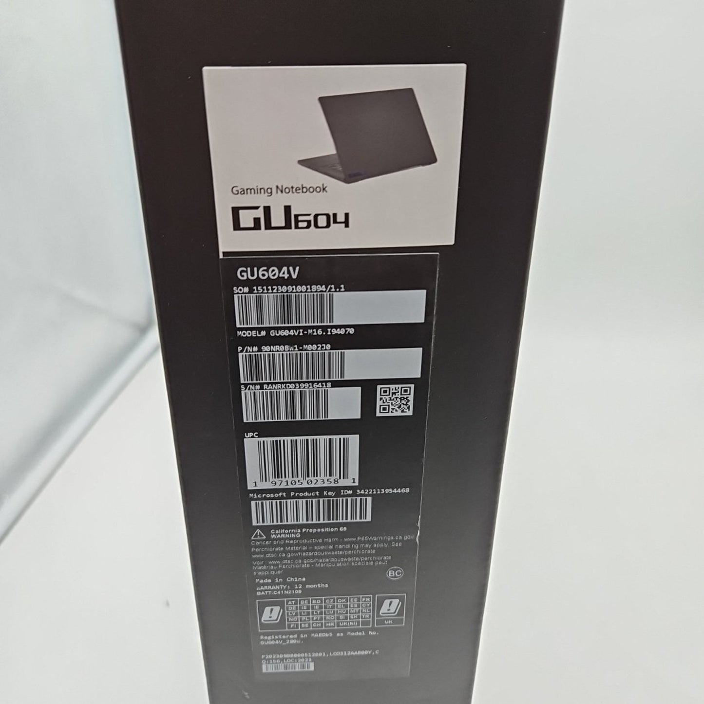 ASUS ROG Zephyrus M16 16" - Intel Core i9 - RTX 4070 - 1TB SSD - 16GB RAM