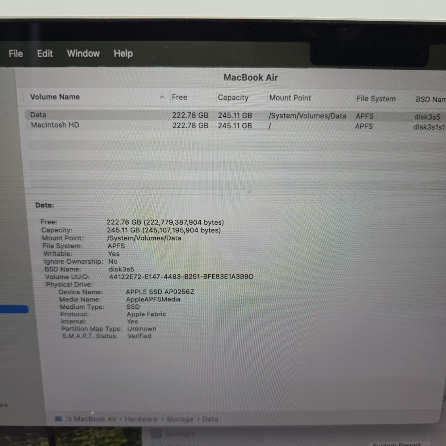 Apple Macbook Air M2 2022 13" 8-Core CPU 8-Core GPU 256GB 8GB Ram Starlight L138