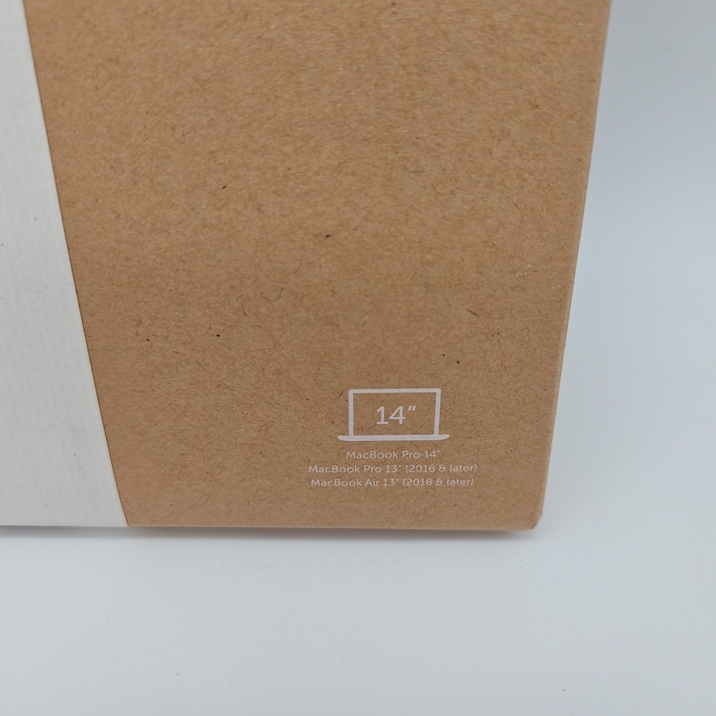 Native Union - Stow Lite Sleeve for 14" Macbook/Laptop - Tan