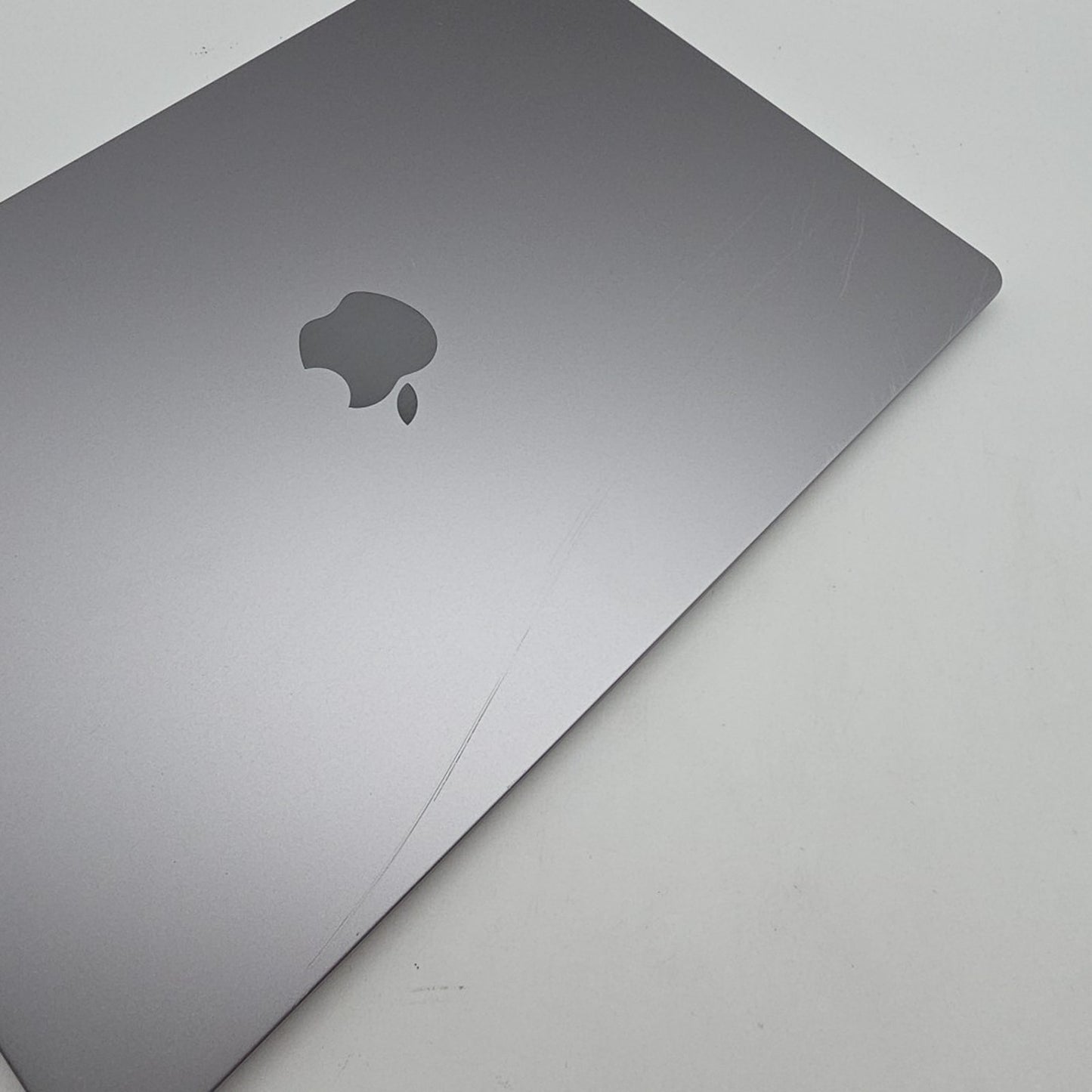 2023 Apple MacBook Air 15" M3 10 Core 16GB RAM 512GB SSD A3114 MXD13LL/A L203