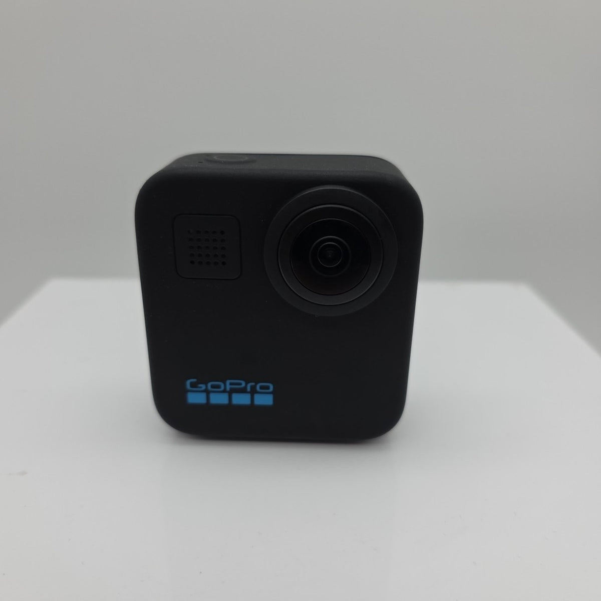 GoPro CHDHZ-203-TH MAX Waterproof 360 Traditional Action Camera Black